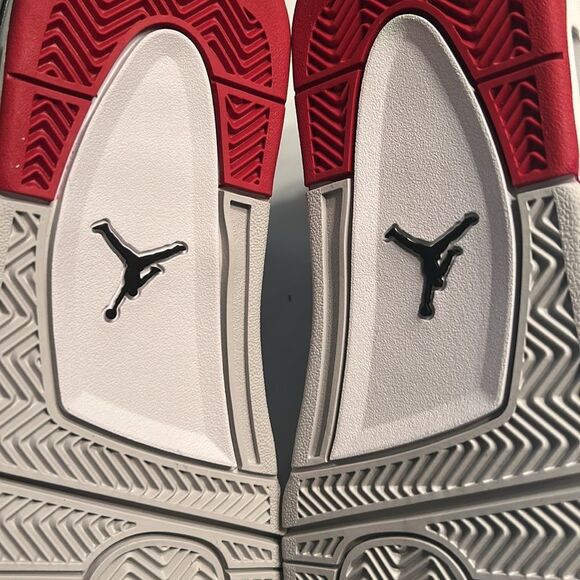 Air Jordan 4 RM Red & White Kids Leather Sneaker(Size 5.5Y) - Picture 8 of 12